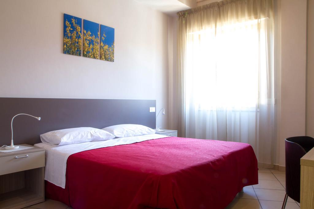 Il Fiore In Una Stanza Итри Номер фото
